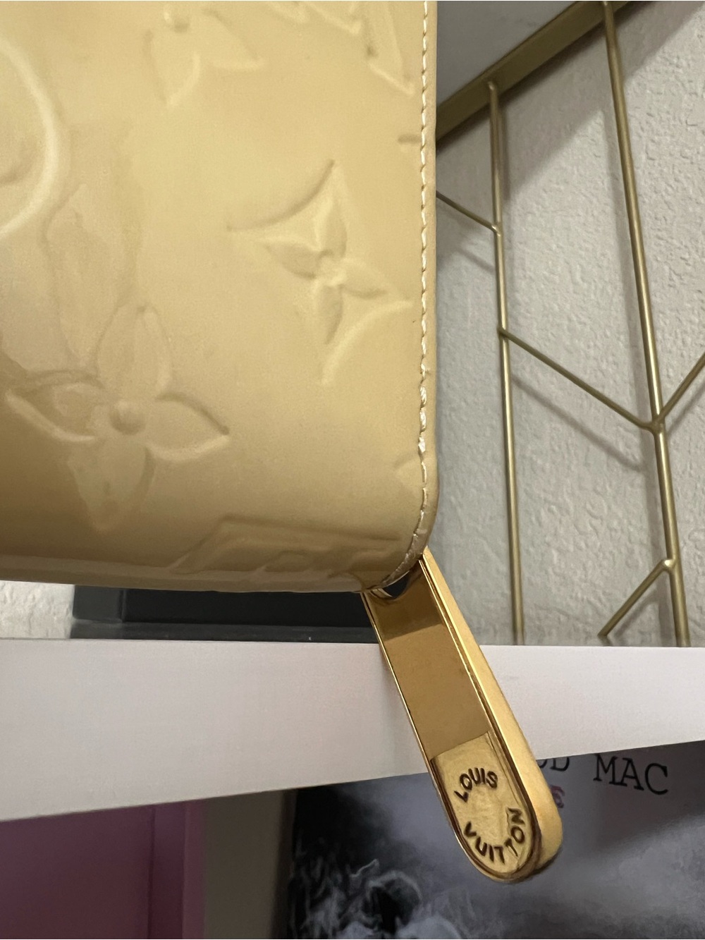 Louis Vuitton Neutrals Monogram Zippy Vernis Wallet - Picture 3 of 16